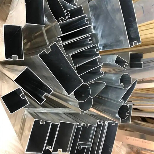 淞南廢鋁回收站-寶山區本地回收廢鋁合金廠家熱線電話